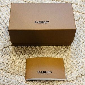 Burberry Sunglass Case Gift Box
